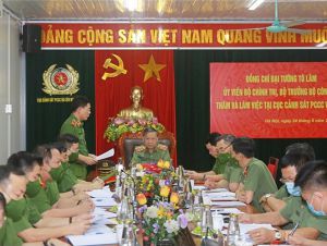 Bộ trưởng Tô Lâm thăm, làm việc tại Cục Cảnh sát phòng cháy, chữa cháy và cứu nạn, cứu hộ Bộ trưởng Tô Lâm thăm, làm việc tại Cục Cảnh sát phòng cháy, chữa cháy và cứu nạn, cứu hộ