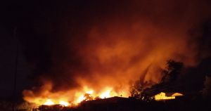 Cháy lớn trong đêm ở huyện Bình Chánh