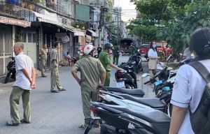 Cháy nhà 4 tầng khu trung tâm TP.HCM, nhiều người tháo chạy Cháy nhà 4 tầng khu trung tâm TP.HCM, nhiều người tháo chạy