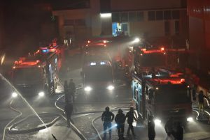 Hà Nội: Cháy lớn tại công ty dược phẩm Hà Tây trong đêm 