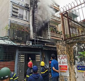 Bốn người tử vong trong căn nhà cháy ở quận Hà Đông Bốn người tử vong trong căn nhà cháy ở quận Hà Đông