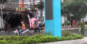 Cháy lớn tại quán Pub ở Cát Bà, 3 người bị thương