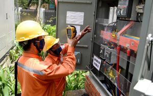 Khuyến cáo một số biện pháp bảo đảm an toàn phòng cháy, chữa cháy trong sử dụng điện tại gia đình mùa nắng nóng Khuyến cáo một số biện pháp bảo đảm an toàn phòng cháy, chữa cháy trong sử dụng điện tại gia đình mùa nắng nóng