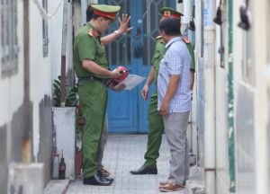 Cảnh sát phòng cháy chữa cháy hướng dẫn chủ nhà trọ khắc phục tồn tại bằng 4 giải pháp Cảnh sát phòng cháy chữa cháy hướng dẫn chủ nhà trọ khắc phục tồn tại bằng 4 giải pháp